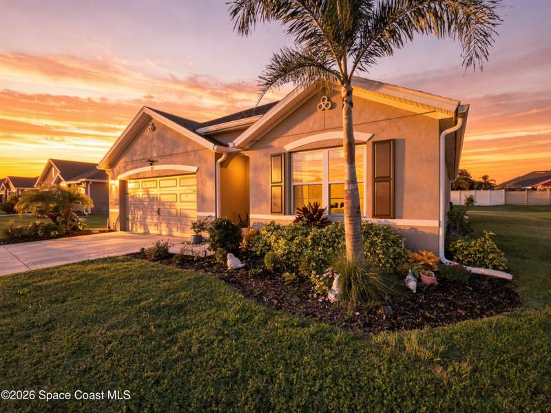4 bedroom Single Family Residence at 207 Guinevere Drive, Brentwood Lakes Phase III, Palm Bay — photo 3