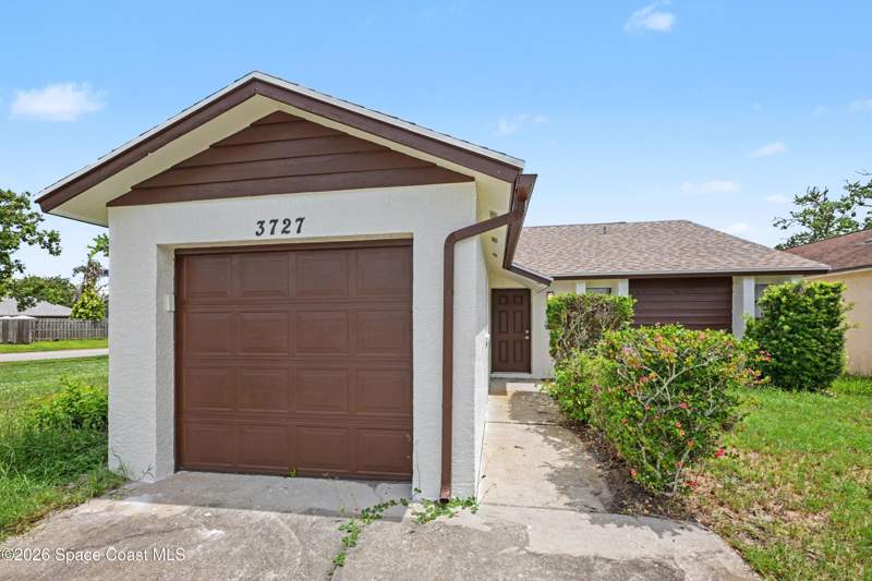 2 bedroom Single Family Residence at 3727 Teakwood Court, Cedar Run, Melbourne — photo 2