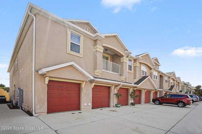 3 bedroom Condominium at 4007 Meander Place #201, Jameson Place Condo Ph II, Rockledge — photo 2