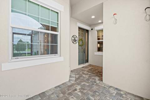 7733 Loren Cove Drive, Melbourne FL - photo 9 of 47