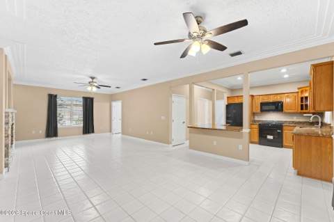 578 Lake Ashley Circle, West Melbourne FL - photo 14 of 55