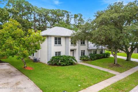 578 Lake Ashley Circle, West Melbourne FL - photo 8 of 55