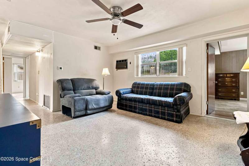 4 bedroom Single Family Residence at 513 Falmouth Avenue, Merritt Ridge Sheet 2, Merritt Island — photo 4