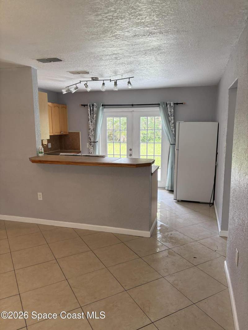 4 bedroom Single Family Residence at 4685 Tuscarora Road, Bahnsens 1st Addn Subd, Titusville — photo 2