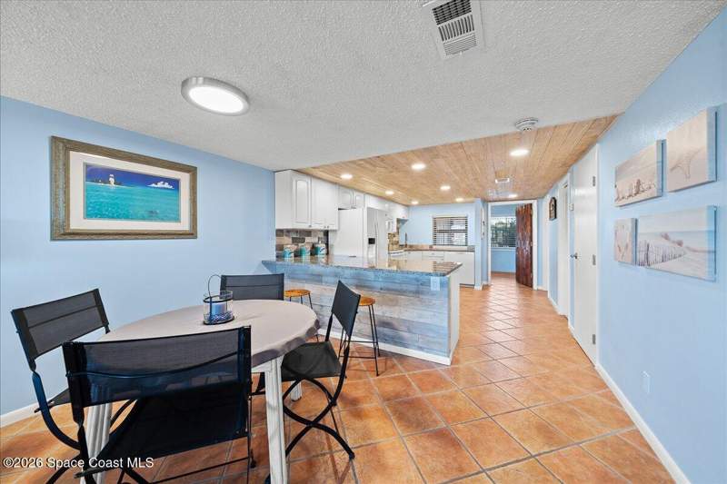 2 bedroom Condominium at 4600 Ocean Beach Boulevard #107, Driftwood Villas of Cocoa Beach Condo, Cocoa Beach — photo 4