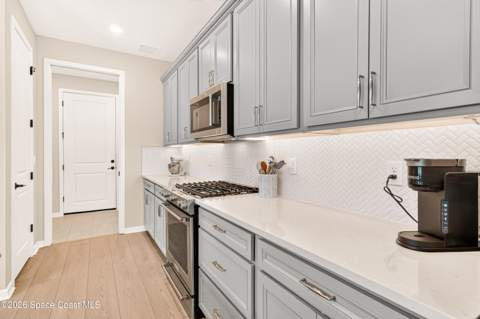 8903 Nixie Avenue, Melbourne FL - photo 16 of 57