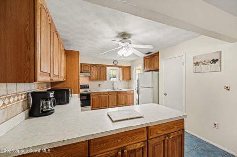 2654 Boyd Avenue, Melbourne FL - photo 6 of 28