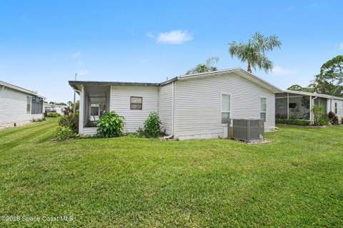 116 Aquarius Terrace #26, Cocoa FL - photo 15 of 39