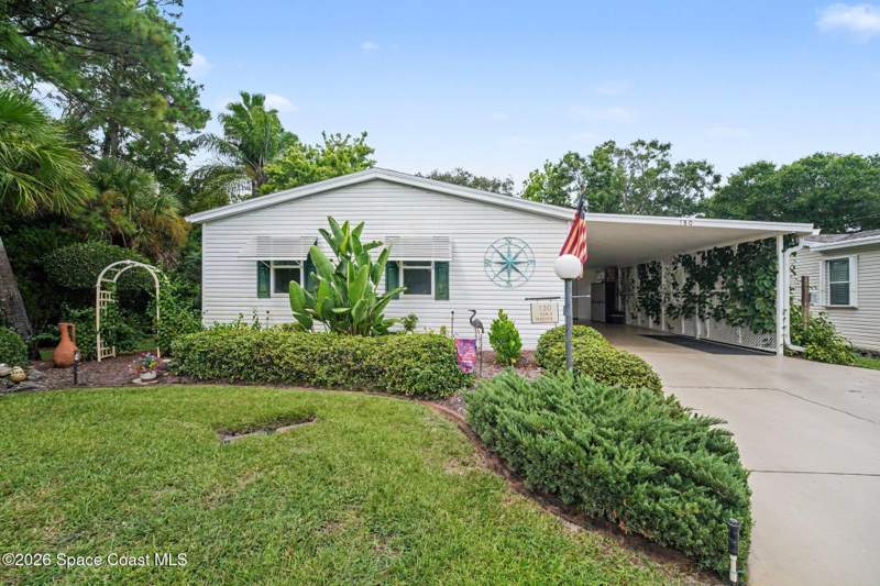 3 bedroom Manufactured Home at 130 Woodsman Mark #237, Northwest Lakes Condo Ph I and II, Cocoa — photo 5