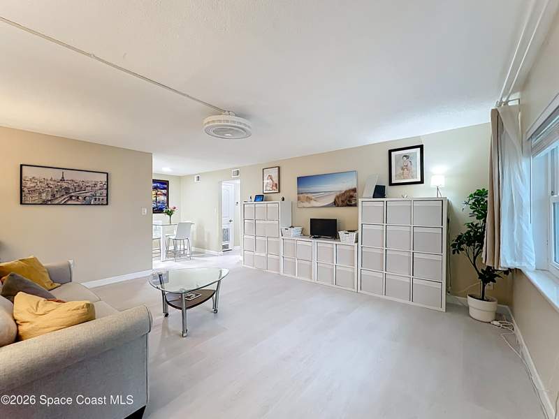 1 bedroom Condominium at 190 E Olmstead Drive #F8, Washington Arms Club Condo, Titusville — photo 5