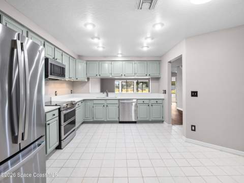 1314 Island Green Drive #B2-15, Palm Bay FL - photo 8 of 40