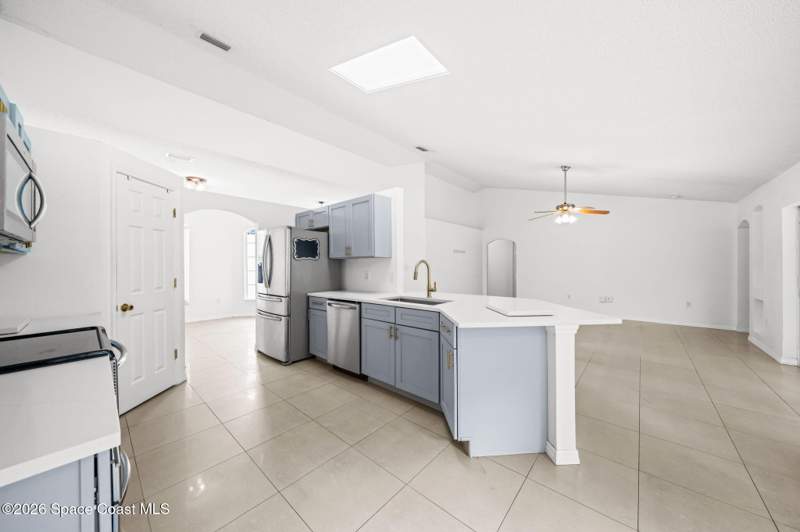 4 bedroom Single Family Residence at 3830 Jupiter Boulevard, Port Malabar Unit 9, Palm Bay — photo 5