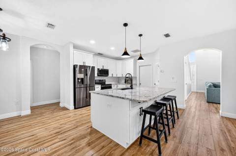 2712 Glasbern Circle, West Melbourne FL - photo 13 of 43