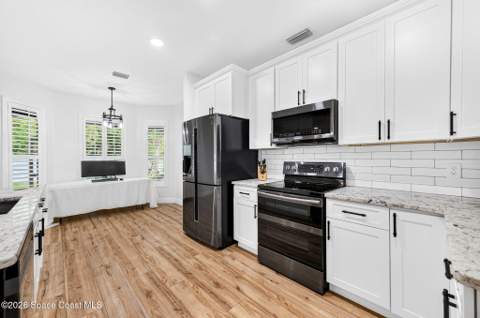 2712 Glasbern Circle, West Melbourne FL - photo 16 of 43