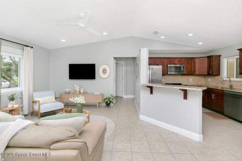 1099 Albion Street, Palm Bay FL - photo 6 of 28