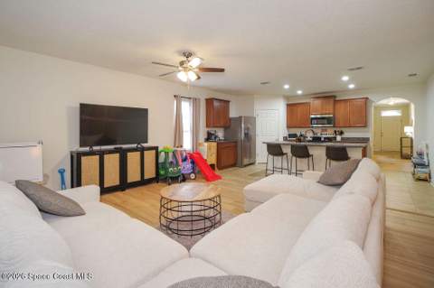 4283 Starling Place, Mims FL - photo 9 of 26