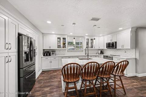 5400 Oxbury Avenue, Cocoa FL - photo 8 of 51