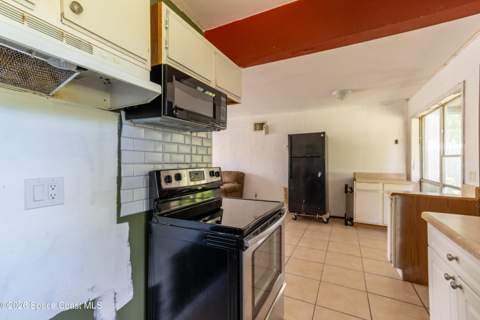2310 Canterbury Lane, Melbourne FL - photo 16 of 61
