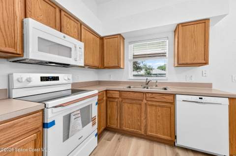 187 Mayfair Street, Palm Bay FL - photo 18 of 37