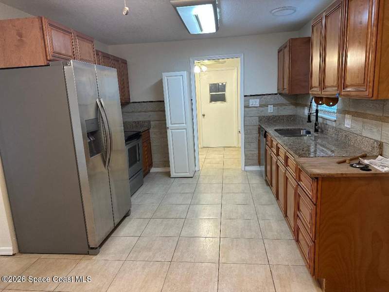 4 bedroom Single Family Residence at 725 Manderine Street, Orange Grove Manor, Merritt Island — photo 4