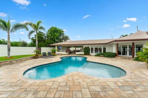 207 Riverside Drive, Melbourne Beach FL - photo 6 of 73