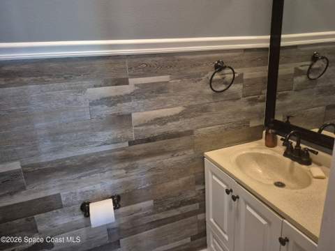 3351 Deer Lakes Drive, Melbourne FL - photo 12 of 24