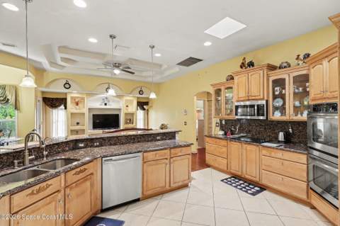 882 Palo Alto Street, Palm Bay FL - photo 15 of 35