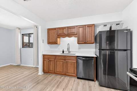 9000 York Lane #8b, West Melbourne FL - photo 8 of 42
