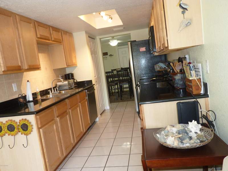 3 bedroom Townhouse at 8718 Bay Court, Ocean Woods Stage 10-C, Cape Canaveral — photo 4