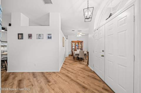 2044 Buescher Hill Street, Melbourne FL - photo 12 of 31