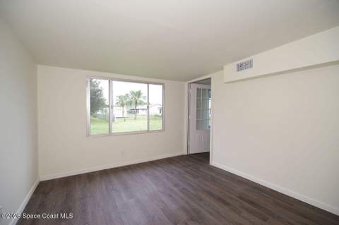653 Atlas Avenue, Palm Bay FL - photo 13 of 31