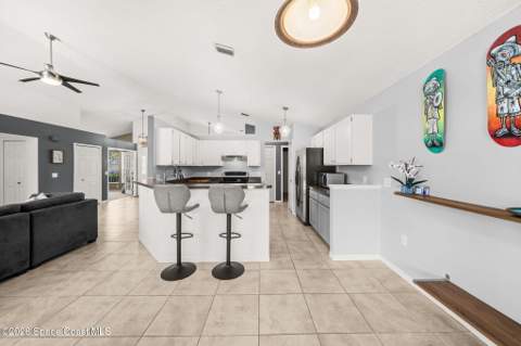 3382 Lake View Circle, Melbourne FL - photo 17 of 49
