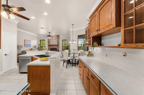 259 Neville Circle, Palm Bay FL - photo 17 of 45