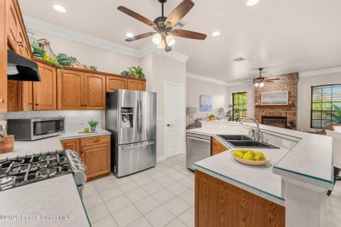 259 Neville Circle, Palm Bay FL - photo 15 of 45