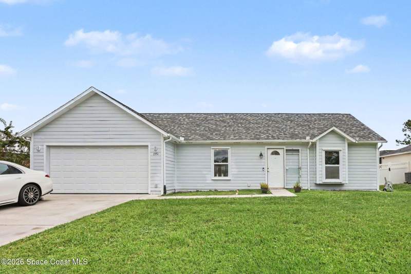 3 bedroom Single Family Residence at 1551 Heartwellville Street, Port Malabar Unit 42, Palm Bay — photo 2