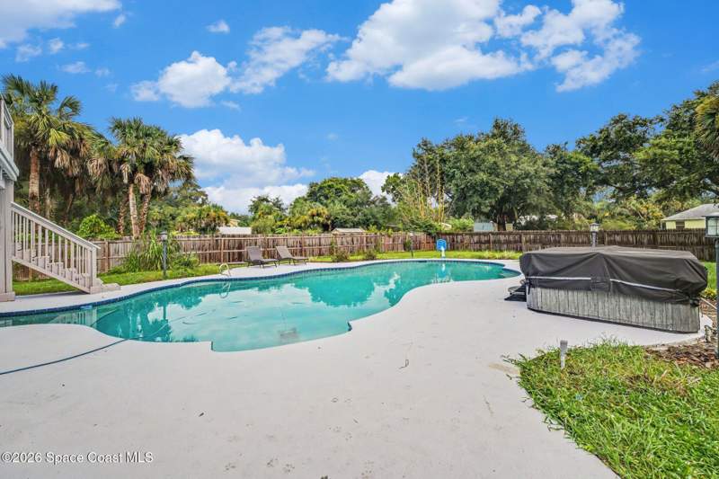6 bedroom Single Family Residence at 5400 Oxbury Avenue, Canaveral Groves Subd Replat Unit 2 Sheet 3, Cocoa — photo 4