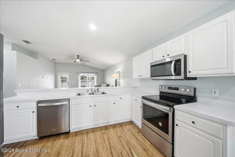 4530 Decatur Circle, Melbourne FL - photo 17 of 39