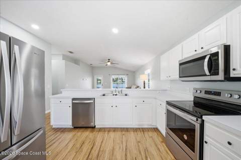 4530 Decatur Circle, Melbourne FL - photo 18 of 39