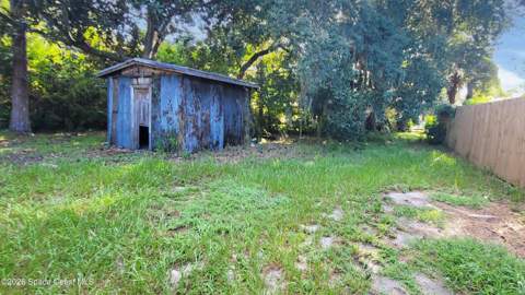 2529 Mitchell Avenue, Mims FL - photo 8 of 28