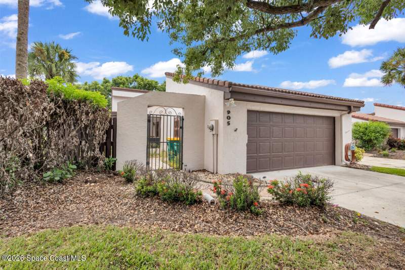 3 bedroom Townhouse at 905 Osprey Drive, Eagles Landing at Suntree, Melbourne — photo 3