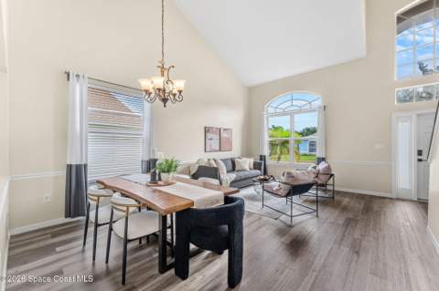 981 Shaw Circle, Melbourne FL - photo 9 of 44