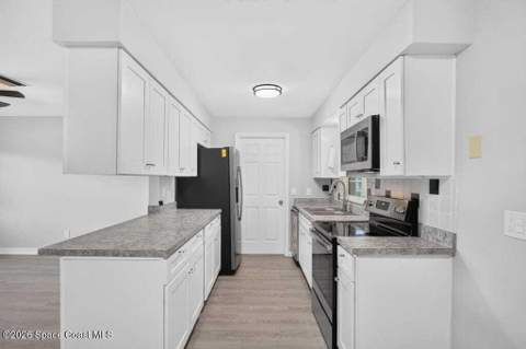 915 Glenda Drive, Titusville FL - photo 13 of 68