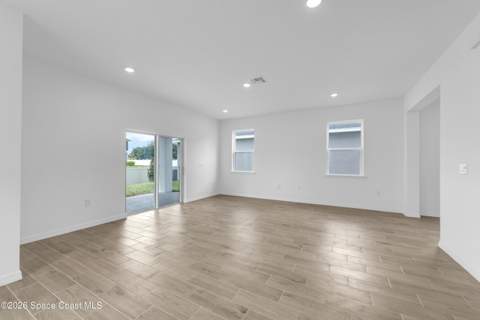 906 Castleford Avenue, Palm Bay FL - photo 8 of 41