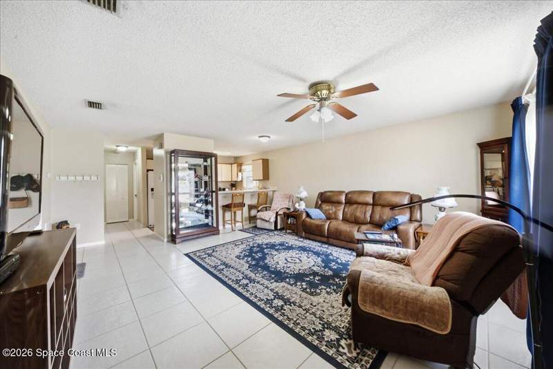 2 bedroom Condominium at 131 Mcneela Drive #131, Garden Square Condo Ph Xiii, Titusville — photo 3