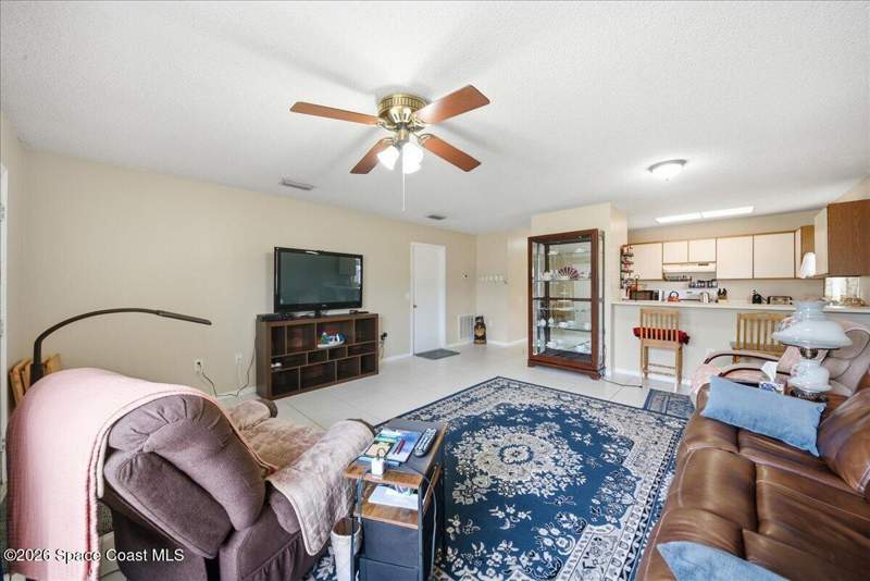 2 bedroom Condominium at 131 Mcneela Drive #131, Garden Square Condo Ph Xiii, Titusville — photo 4