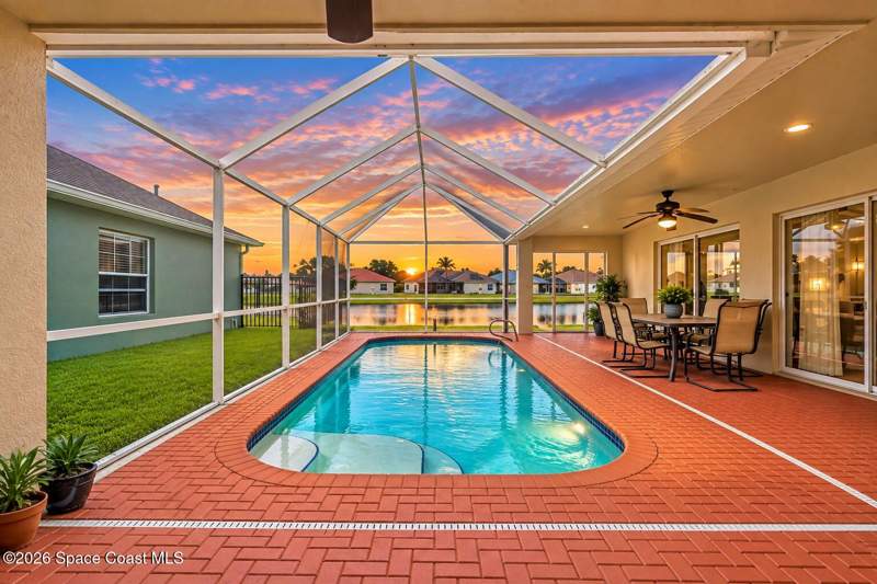 5 bedroom Single Family Residence at 3452 Tipperary Drive, Sunset Lakes Pud Phase X, Merritt Island — photo 3