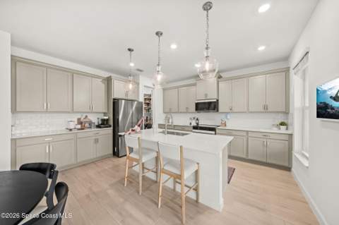 660 Veridian Circle, Palm Bay FL - photo 16 of 73