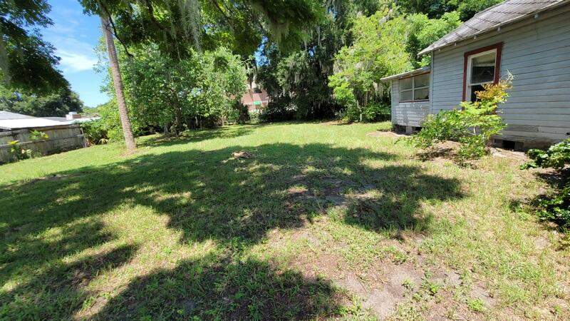 3 bedroom Single Family Residence at 2345 Broadway Avenue, Davis Addn To Mims Subd of, Mims — photo 5