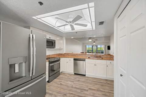 660 S Brevard Avenue #1513, Cocoa Beach FL - photo 18 of 54