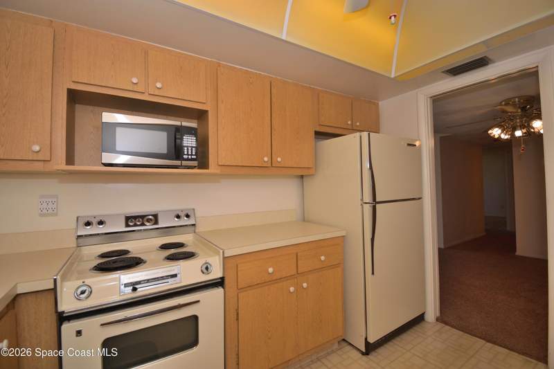 3 bedroom Condominium at 221 Columbia Drive #144, The Plaza Condo, Cape Canaveral — photo 4
